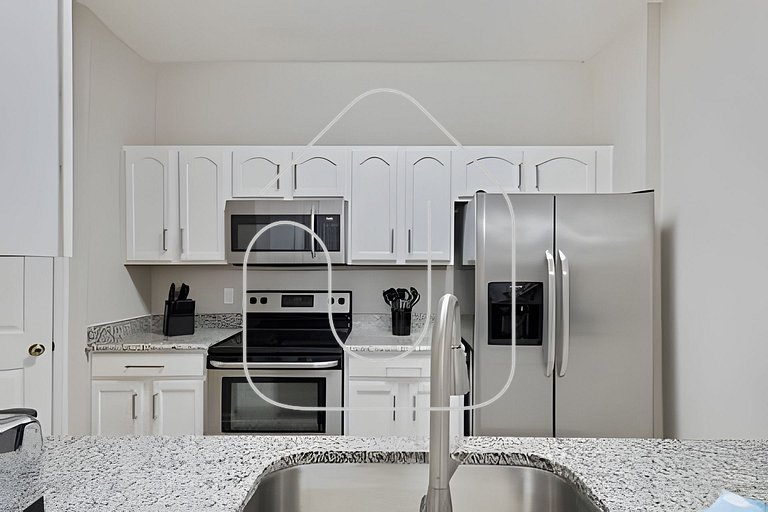 Family-Friendly 3BR Near Disney!