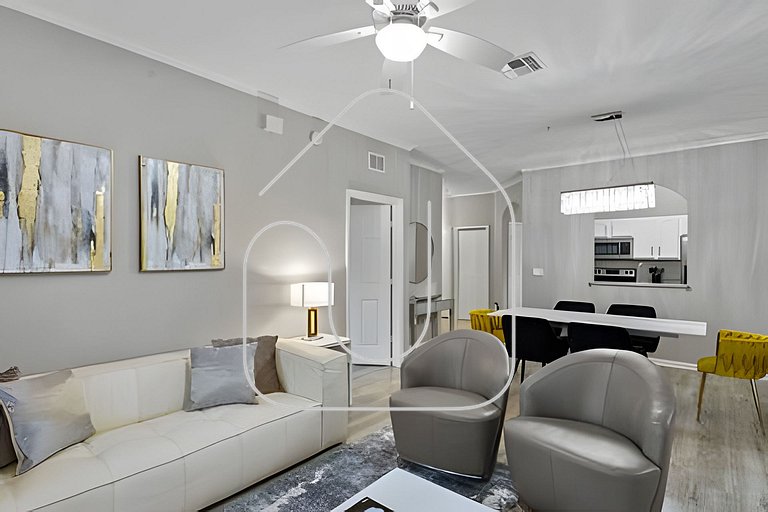 Family-Friendly 3BR Near Disney!