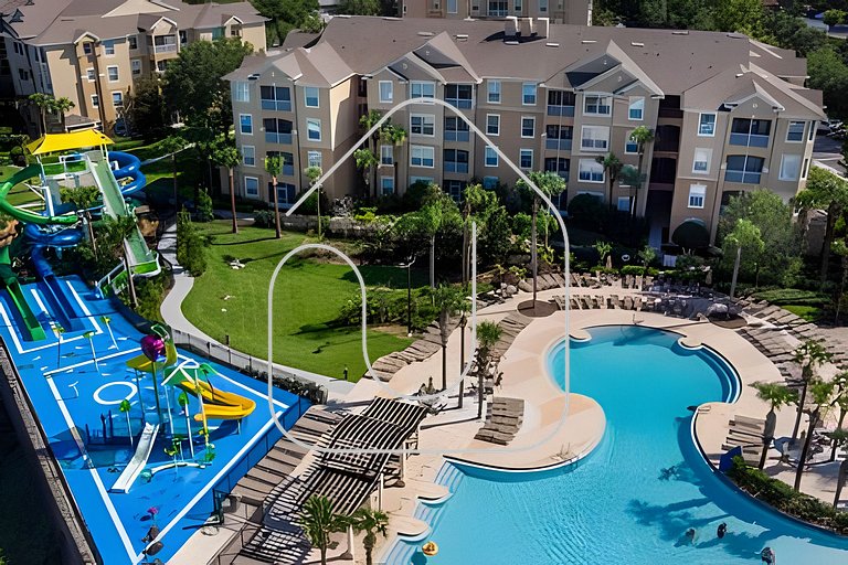 Family-Friendly 3BR Near Disney!