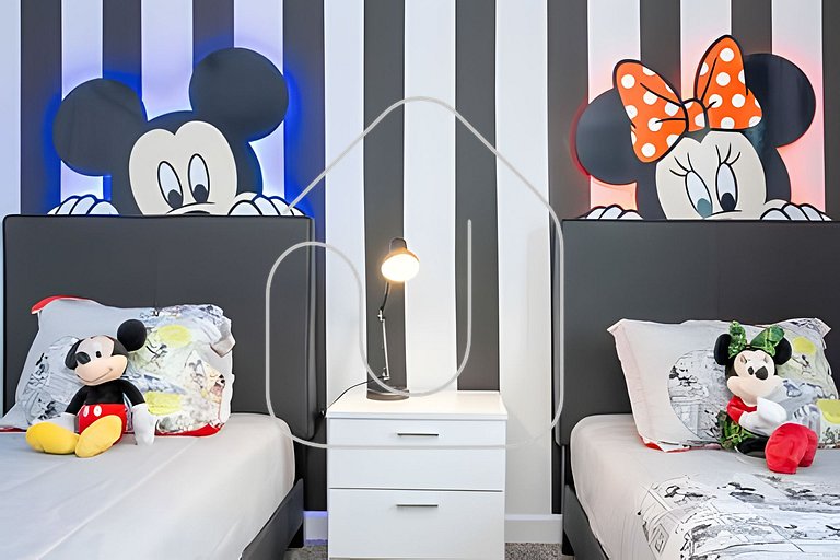 Villa Smile - 4Q/3B Storey Lake *Casa Luxuosa*