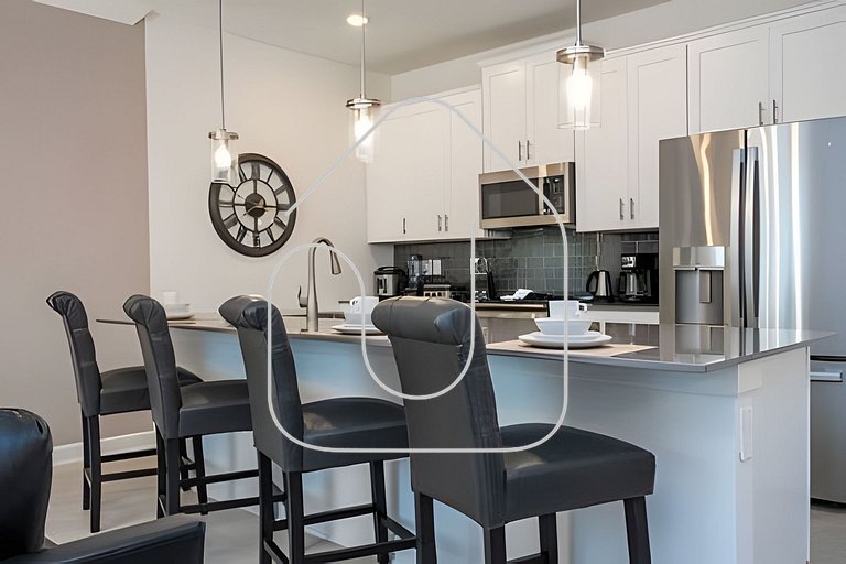 Villa Smile - 4BD/3BA Storey Lake Luxury Themed