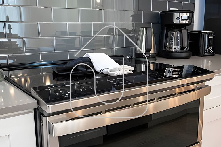 Villa Smile - 4BD/3BA Storey Lake Luxury Themed