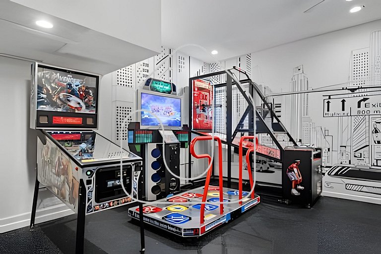 Windsor Hills 4BR Villa | Private Pool + Game Room