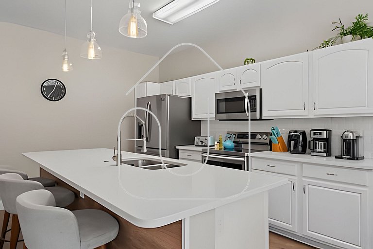 Casa Luxo 4Q c/ Piscina e Game Room Avengers