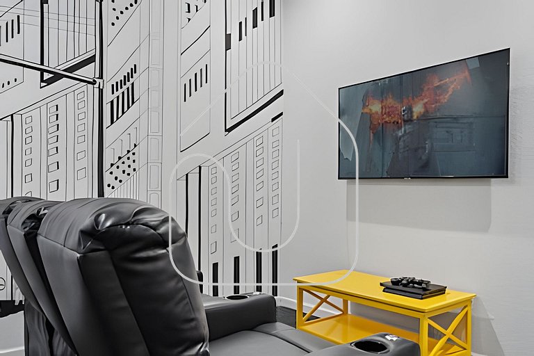 Windsor Hills 4BR Villa | Private Pool + Game Room