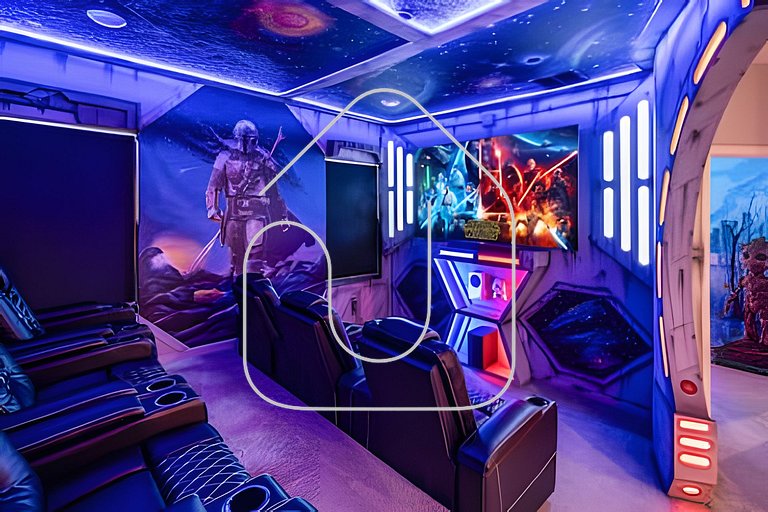 Luxury 6BR Villa | Prime Location, Pool & Cinema