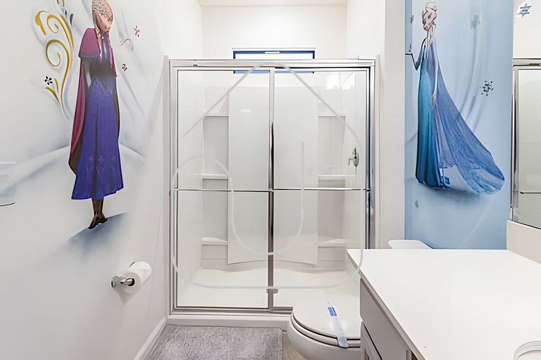 Luxury 6BR Villa | Prime Location, Pool & Cinema