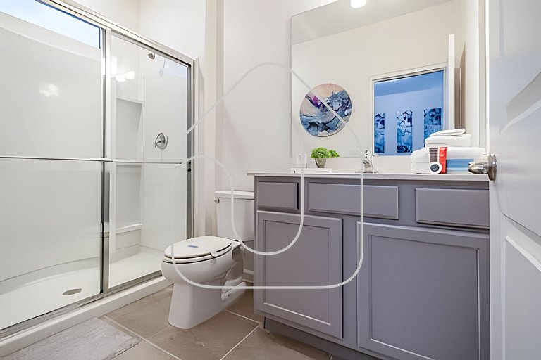 Luxury 6BR Villa | Prime Location, Pool & Cinema