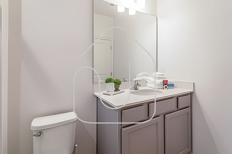 Luxury 6BR Villa | Prime Location, Pool & Cinema