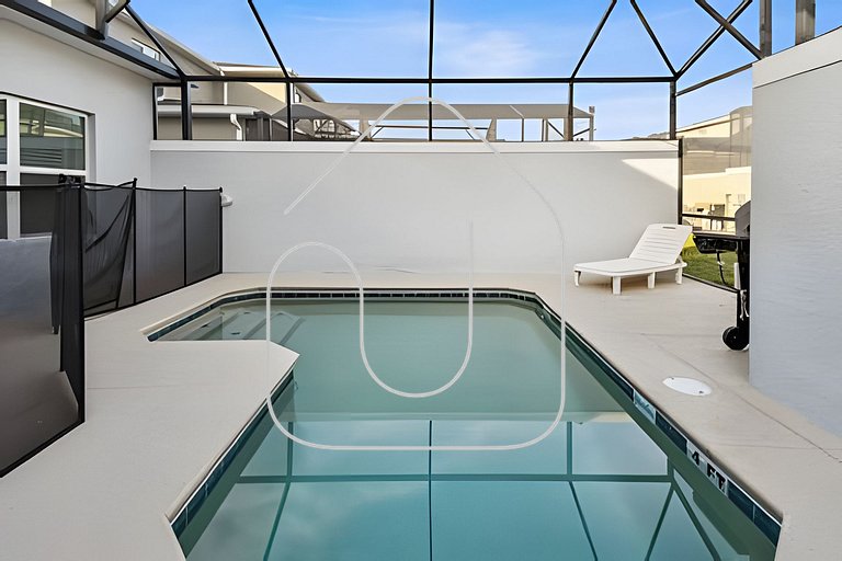 5BR Storey Lake Townhome, Heated Pool