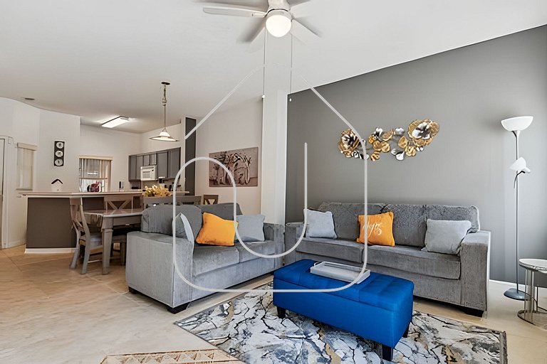 Lovely And Charming Home Near Disney 3BD/2.5BA