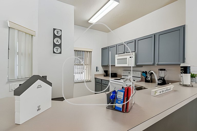 Lovely And Charming Home Near Disney 3BD/2.5BA