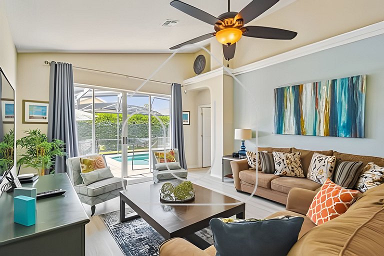 4BR Glenbrook Pool Home Near Disney