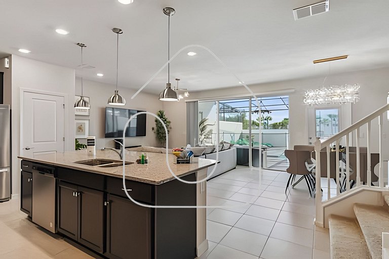 New 5BR Townhome | Windsor Island + Pool