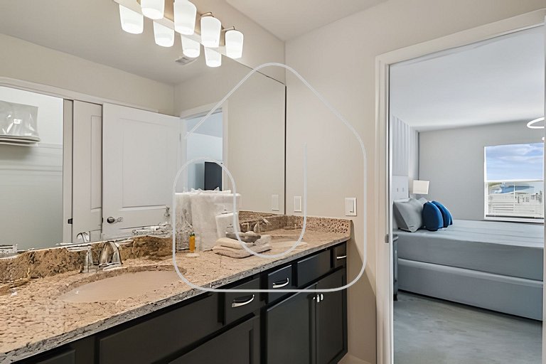 New 5BR Townhome | Windsor Island + Pool