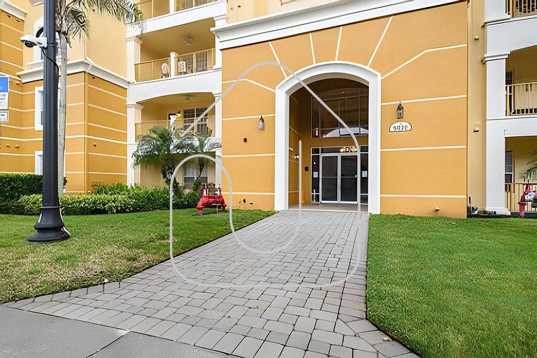 Luxury at Vista Cay - Near Universal