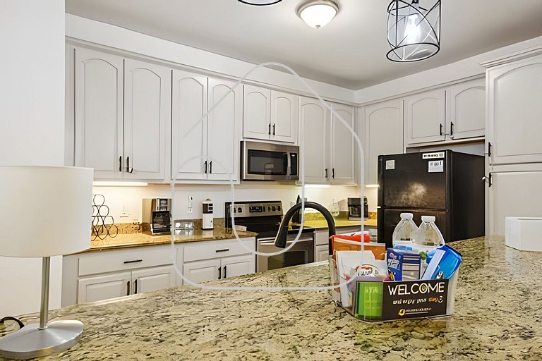 Luxury at Vista Cay - Near Universal