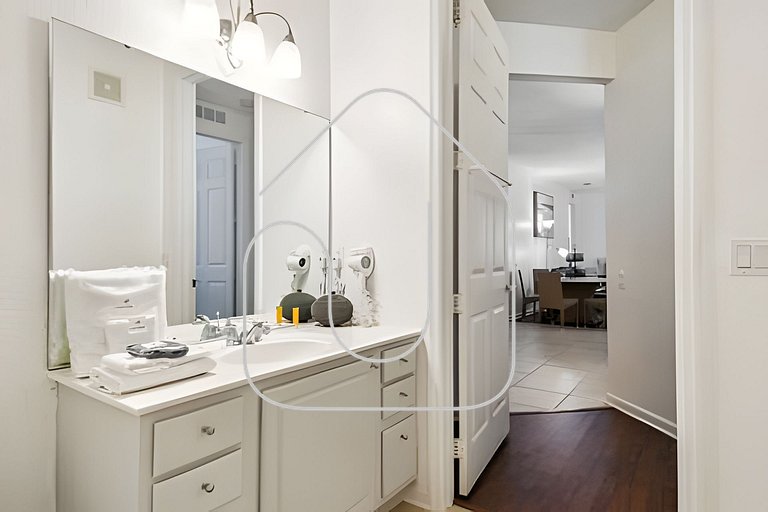 Luxury at Vista Cay - Near Universal