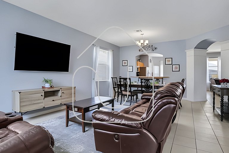 Family 6BR Villa w/ Marvel Game Room & Pool