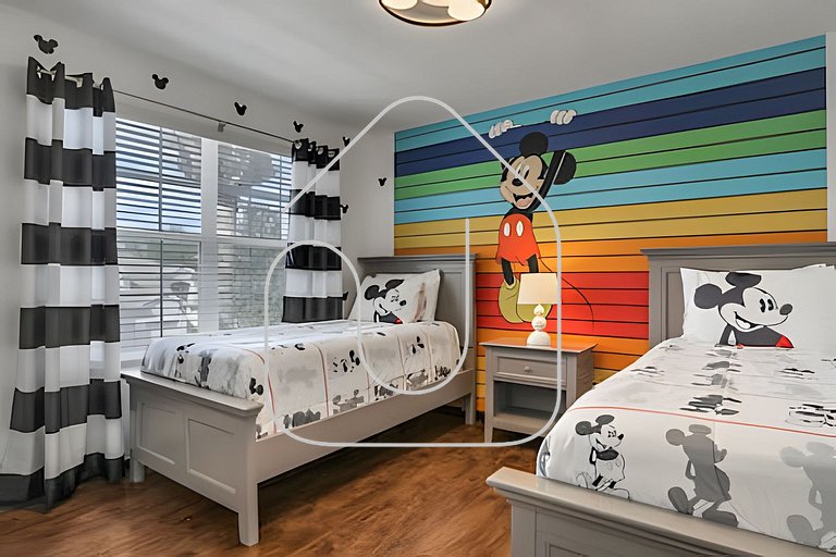 Family 6BR Villa w/ Marvel Game Room & Pool