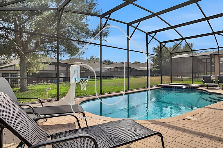 Family 6BR Villa w/ Marvel Game Room & Pool