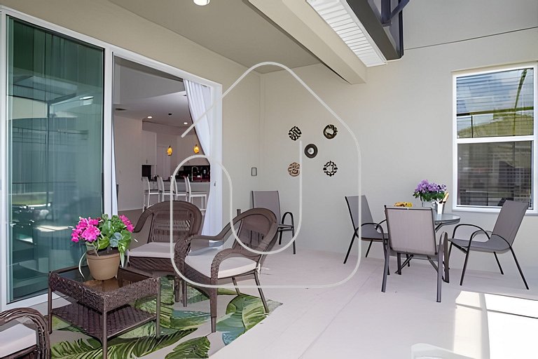 5BD/5BA Storey Lake Luxury Home Private Pool