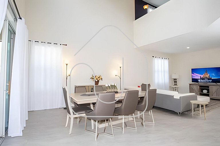 5BD/5BA Storey Lake Luxury Home Private Pool