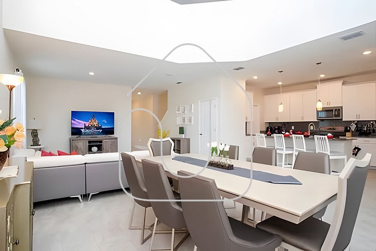 5BD/5BA Storey Lake Luxury Home Private Pool