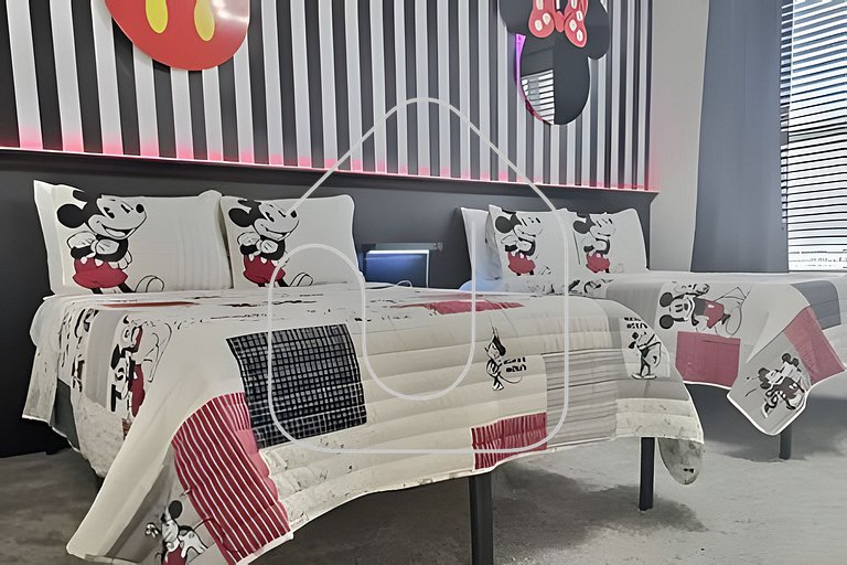 5BD/5BA Storey Lake Luxury Home Private Pool