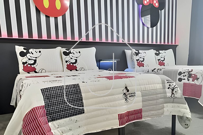 5BD/5BA Storey Lake Luxury Home Private Pool