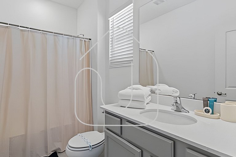 Luxurious 9BR Paradiso | Pool, Cinema & Game Room