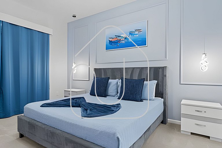 Luxurious 9BR Paradiso | Pool, Cinema & Game Room