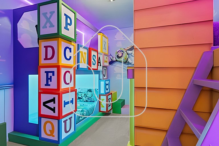 Luxurious 9BR Paradiso | Pool, Cinema & Game Room