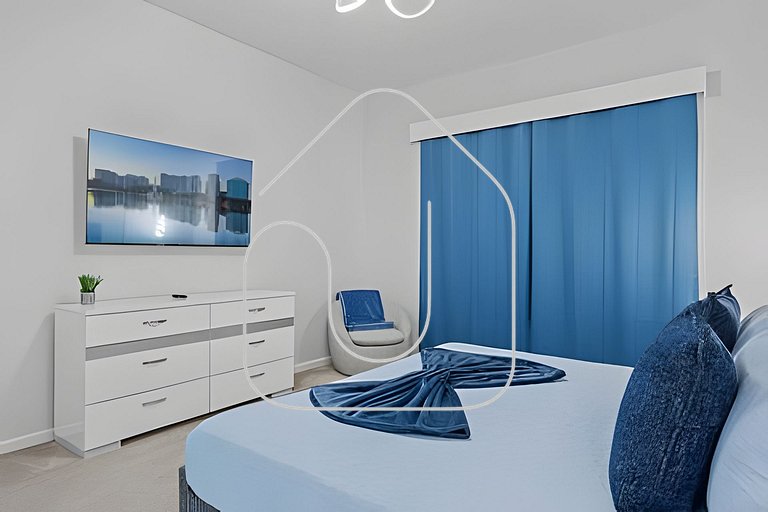 Luxurious 9BR Paradiso | Pool, Cinema & Game Room