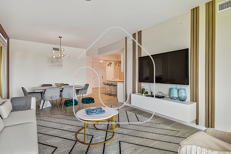 Luxury 3BR Condo | Storey Lake Resort