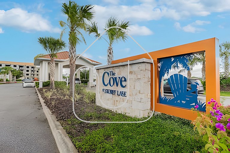 Luxury 3BR Condo | Storey Lake Resort