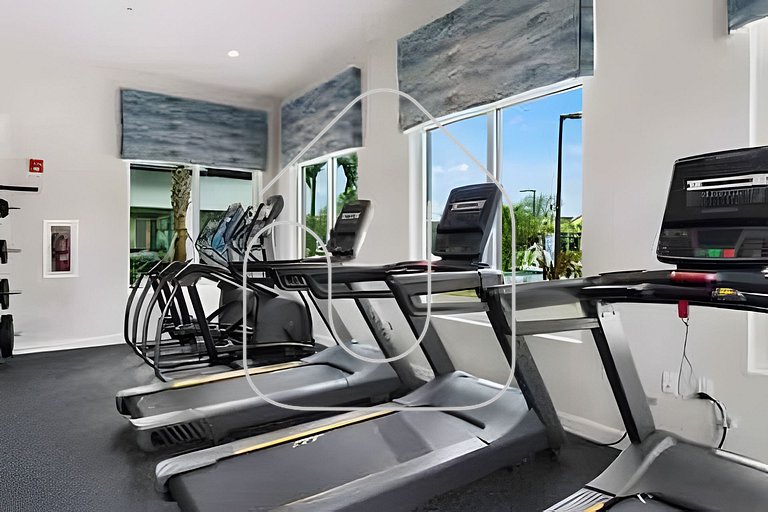 Luxury 3BR Condo | Storey Lake Resort