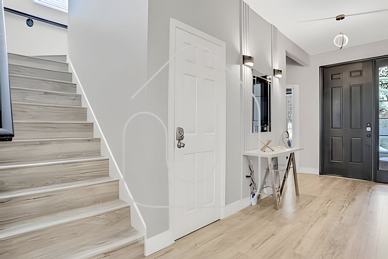 Windsor Hills 5BR Luxury | Pool & Game Room