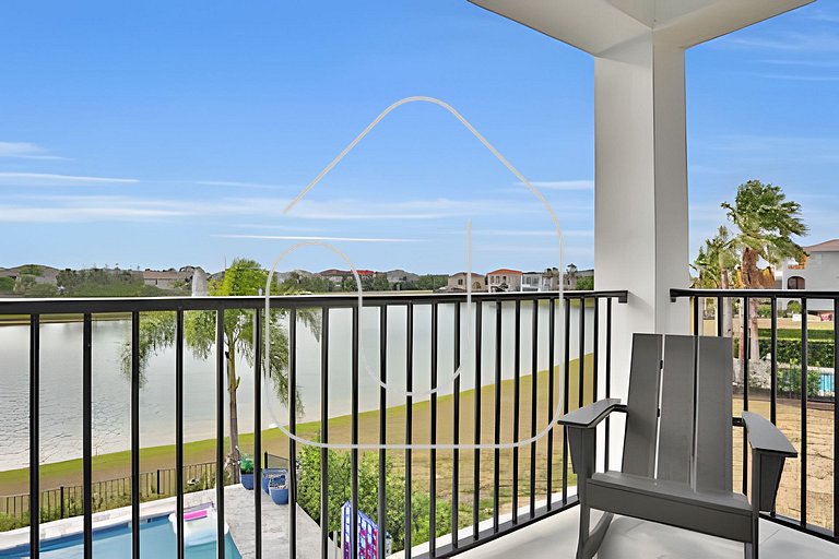 Reunion Luxury Villa w/ Lake View & Game Room