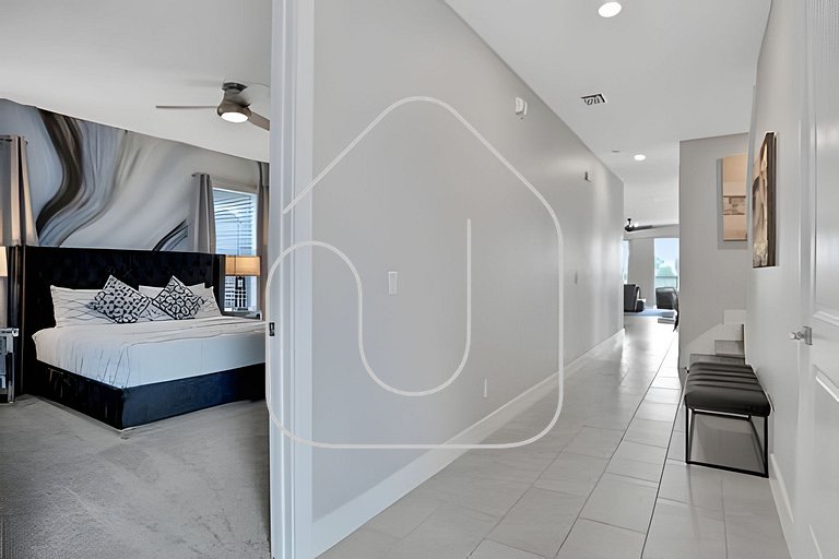 Reunion Luxury Villa w/ Lake View & Game Room