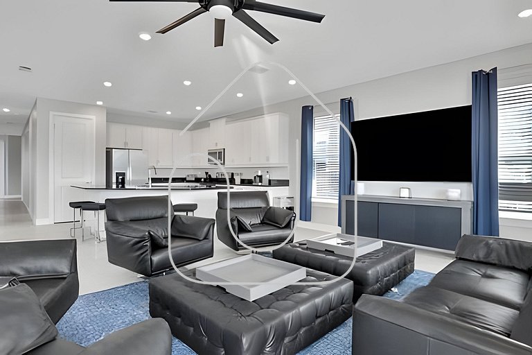 Reunion Luxury Villa w/ Lake View & Game Room