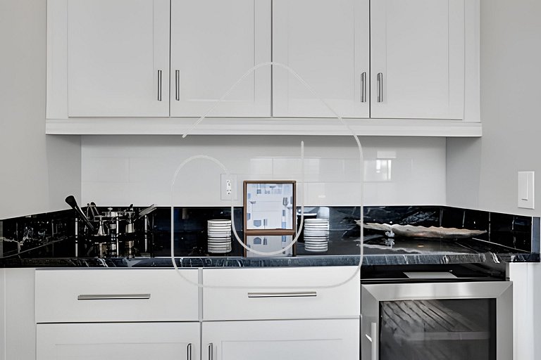 Reunion Luxury Villa w/ Lake View & Game Room