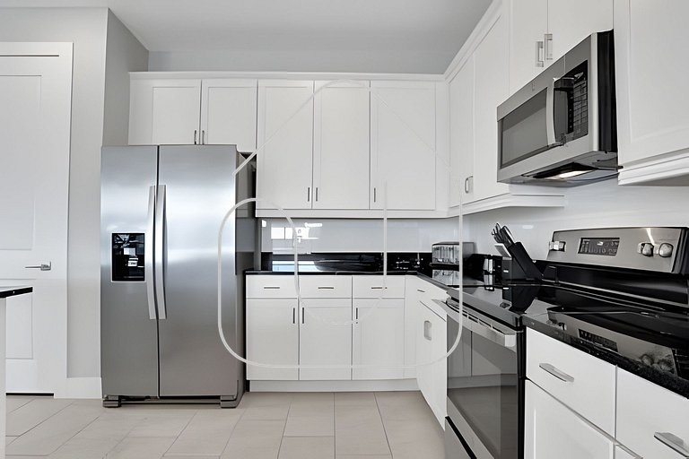 Reunion Luxury Villa w/ Lake View & Game Room