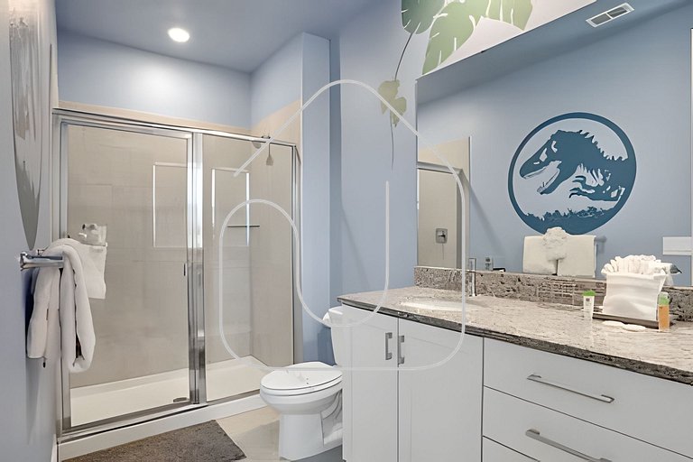 Reunion Luxury Villa w/ Lake View & Game Room