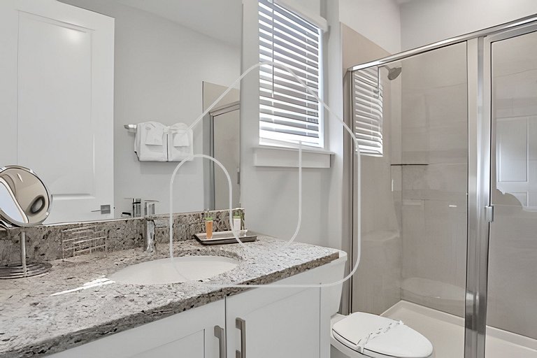 Reunion Luxury Villa w/ Lake View & Game Room