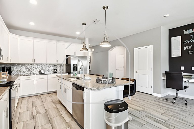 Storey Lake Luxury | 6BR Home + Pool