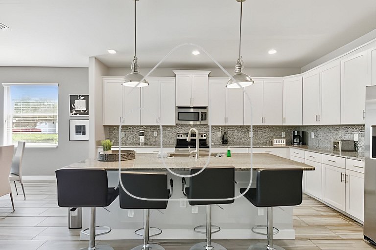 Storey Lake Luxury | 6BR Home + Pool