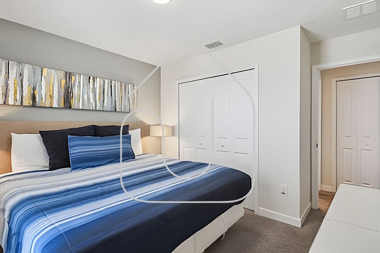 6BR Storey Lake Home, Private Pool
