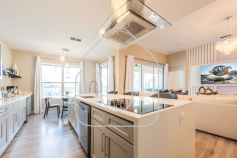 Windsor Hills 4BR Pool Home + Mario Game Room