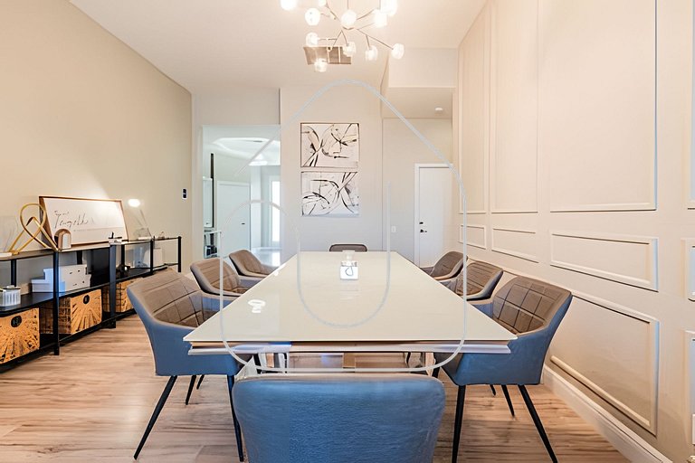 Windsor Hills 4BR Pool Home + Mario Game Room